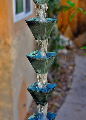 Medium Square Cups Rain Chain