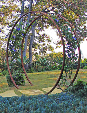 Gracie Modern Arbor